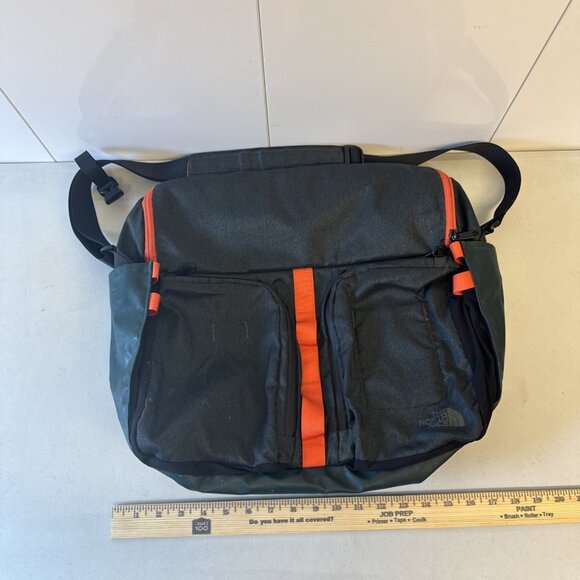 THE NORTH FACE Large Green & Orange Messenger Crossbody Bag Padded - Picture 1 of 11